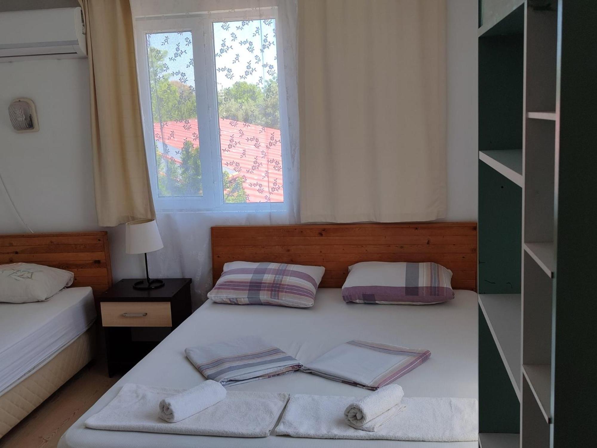 Flora Pansiyon Cirali Apartment Kemer Luaran gambar