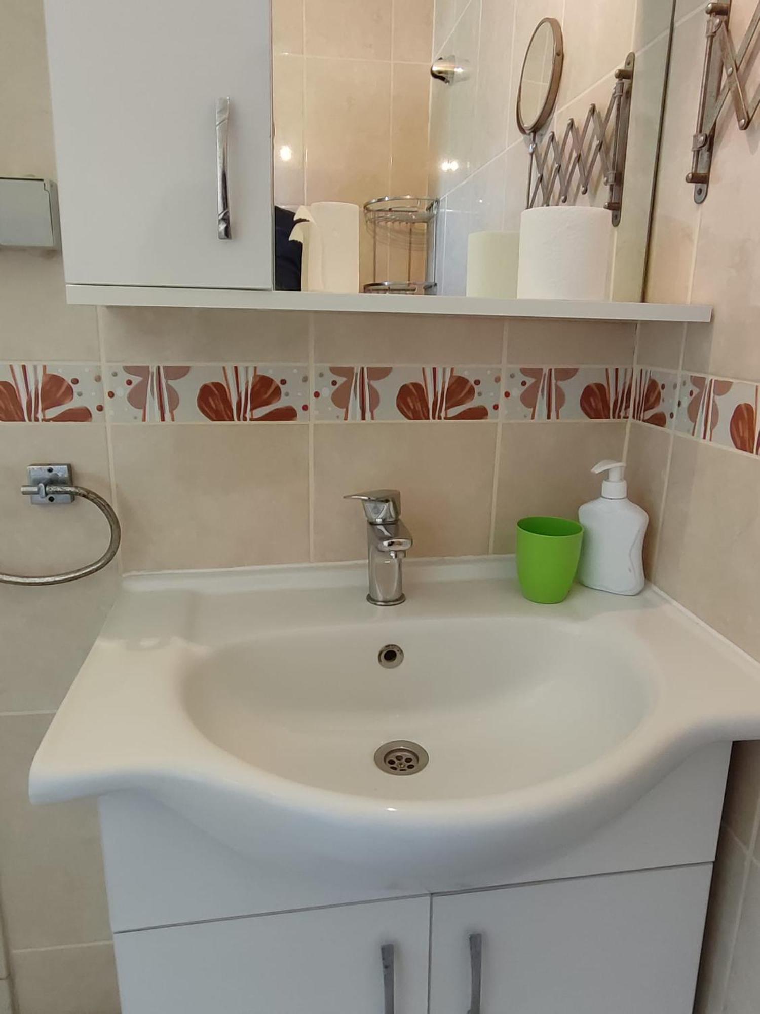 Flora Pansiyon Cirali Apartment Kemer Luaran gambar